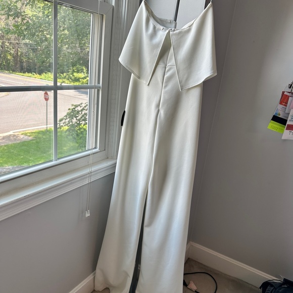 Lulu's White Structured Jumpsuit with Architectural Details - Picture 4 of 5